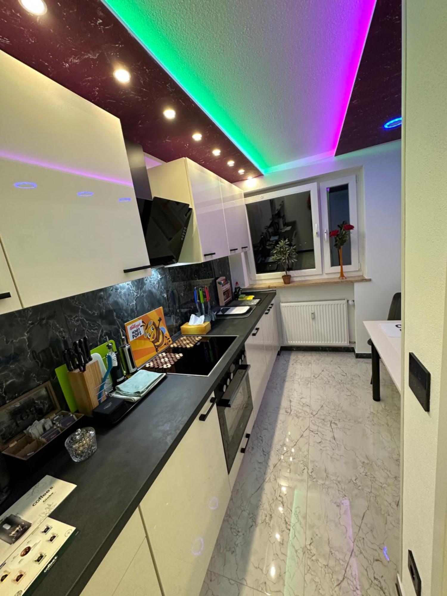 Modern Apartments Neuburg P - Top - 2 Zimmer, Komfort, Balkon, Wi-Fi, Smart Tv, Grosse Dusche, Kueche Neuburg an Der Donau Ngoại thất bức ảnh
