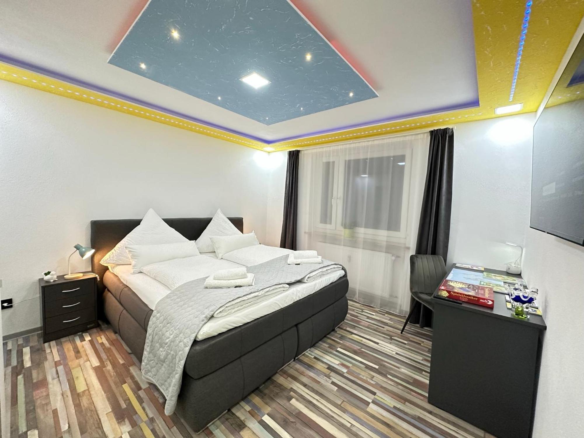 Modern Apartments Neuburg P - Top - 2 Zimmer, Komfort, Balkon, Wi-Fi, Smart Tv, Grosse Dusche, Kueche Neuburg an Der Donau Ngoại thất bức ảnh