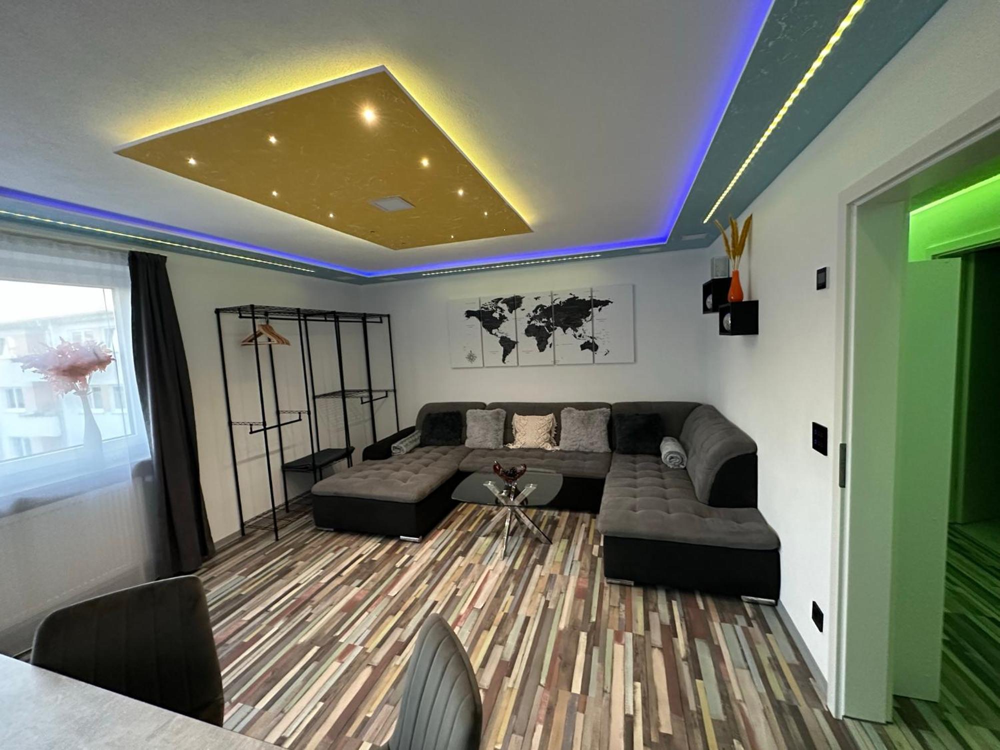 Modern Apartments Neuburg P - Top - 2 Zimmer, Komfort, Balkon, Wi-Fi, Smart Tv, Grosse Dusche, Kueche Neuburg an Der Donau Ngoại thất bức ảnh