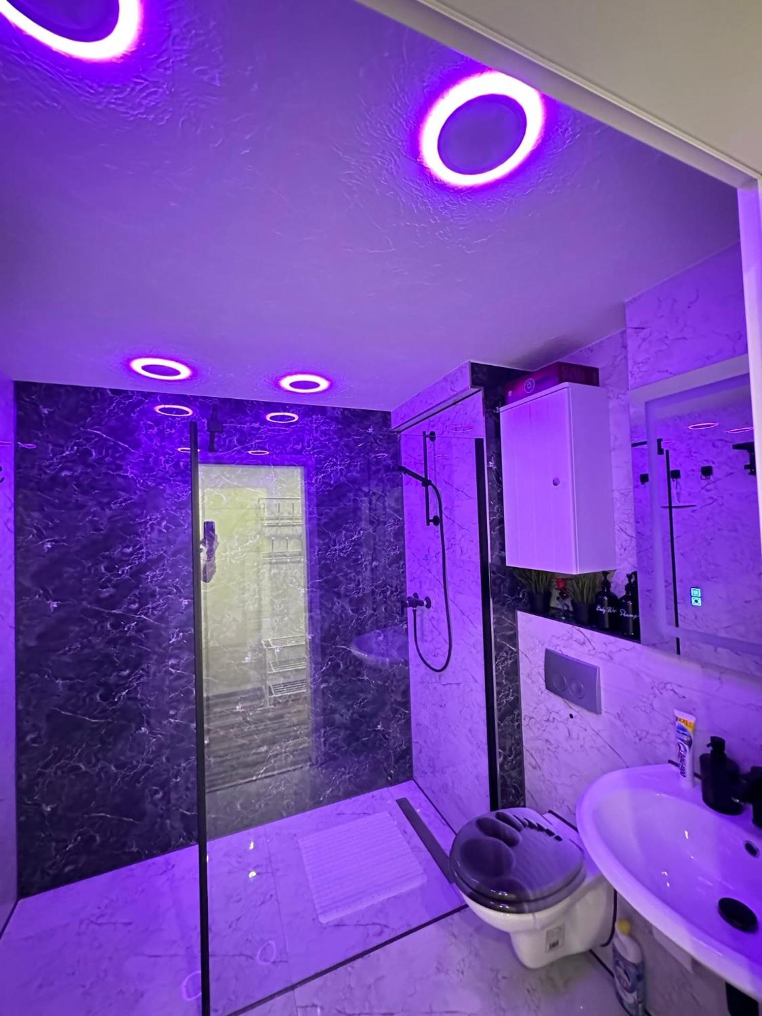 Modern Apartments Neuburg P - Top - 2 Zimmer, Komfort, Balkon, Wi-Fi, Smart Tv, Grosse Dusche, Kueche Neuburg an Der Donau Ngoại thất bức ảnh