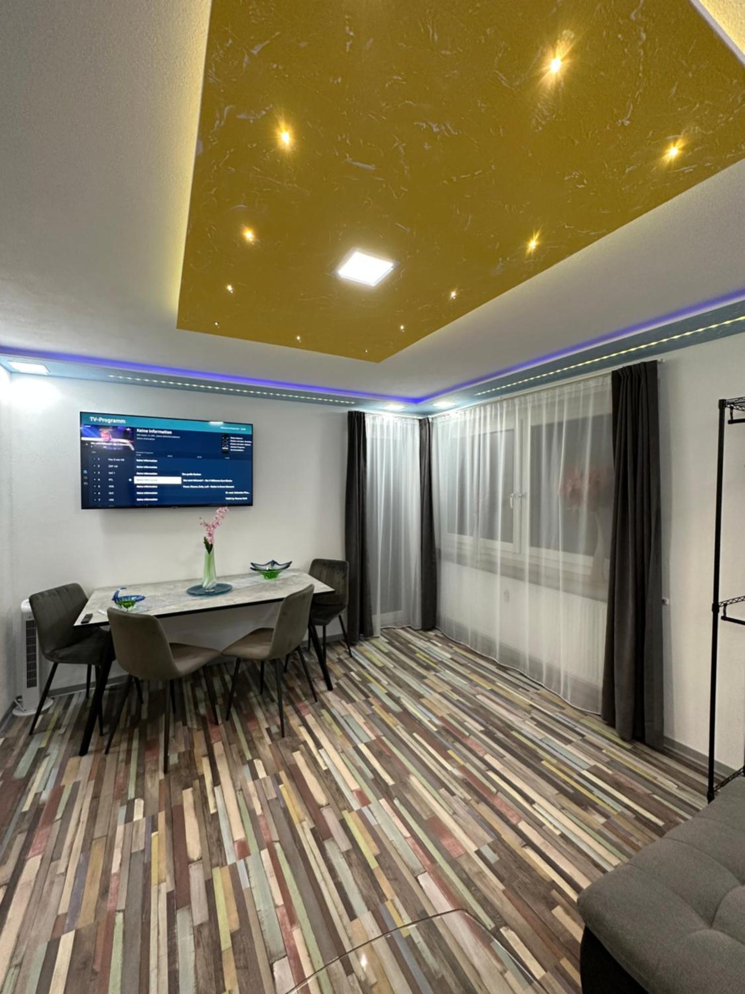 Modern Apartments Neuburg P - Top - 2 Zimmer, Komfort, Balkon, Wi-Fi, Smart Tv, Grosse Dusche, Kueche Neuburg an Der Donau Ngoại thất bức ảnh