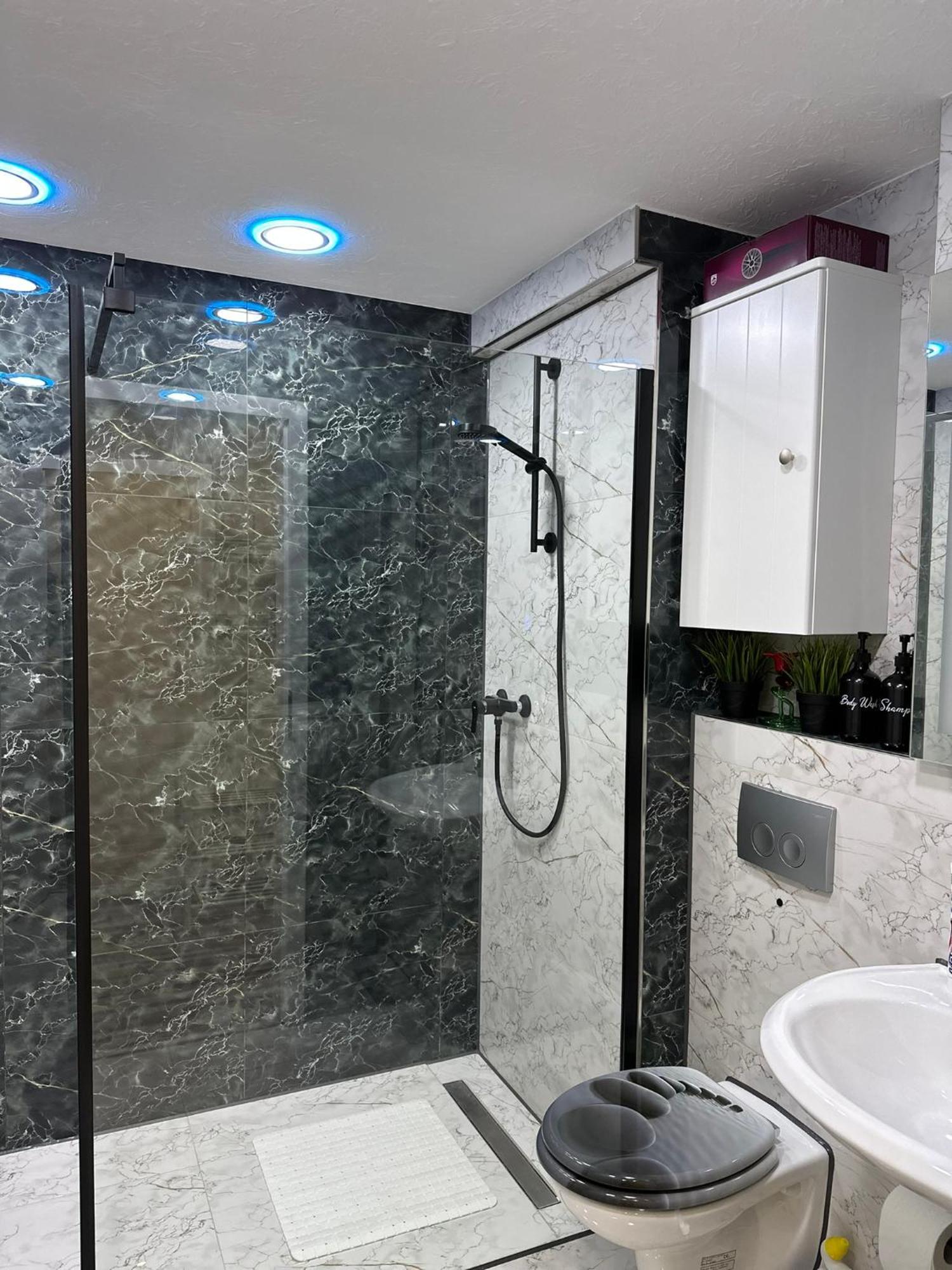 Modern Apartments Neuburg P - Top - 2 Zimmer, Komfort, Balkon, Wi-Fi, Smart Tv, Grosse Dusche, Kueche Neuburg an Der Donau Ngoại thất bức ảnh