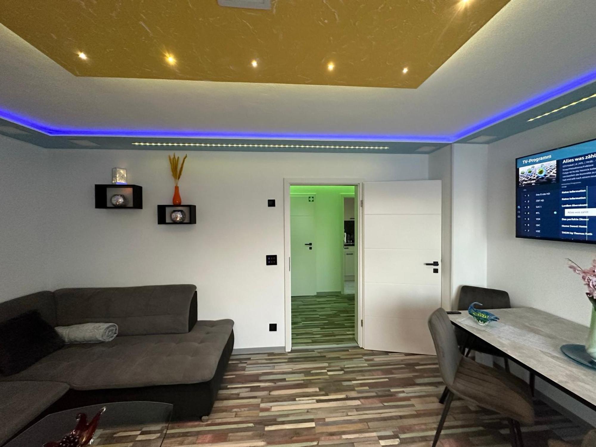 Modern Apartments Neuburg P - Top - 2 Zimmer, Komfort, Balkon, Wi-Fi, Smart Tv, Grosse Dusche, Kueche Neuburg an Der Donau Ngoại thất bức ảnh